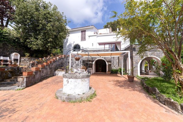 appartamento in vendita ad Ischia