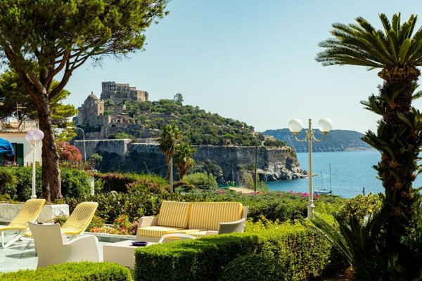 casa indipendente in vendita ad Ischia