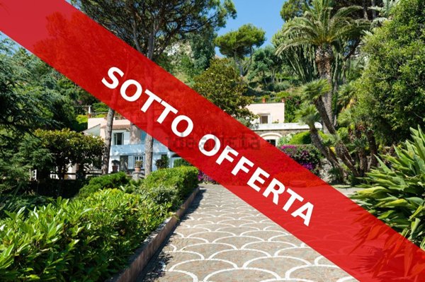 casa indipendente in vendita ad Ischia