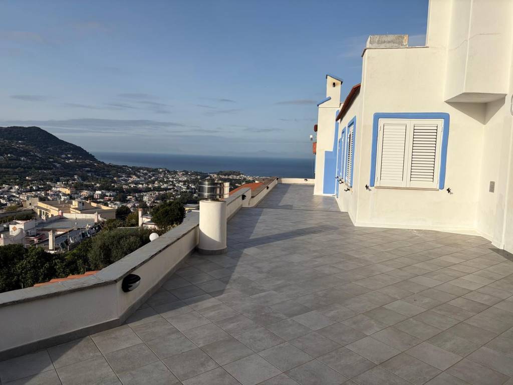 casa indipendente in vendita ad Ischia