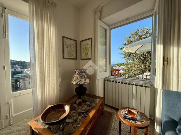 appartamento in vendita ad Ischia
