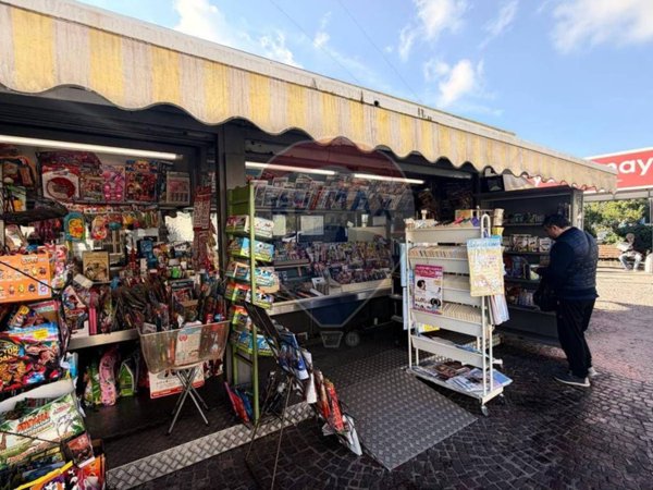 negozio in vendita ad Ischia