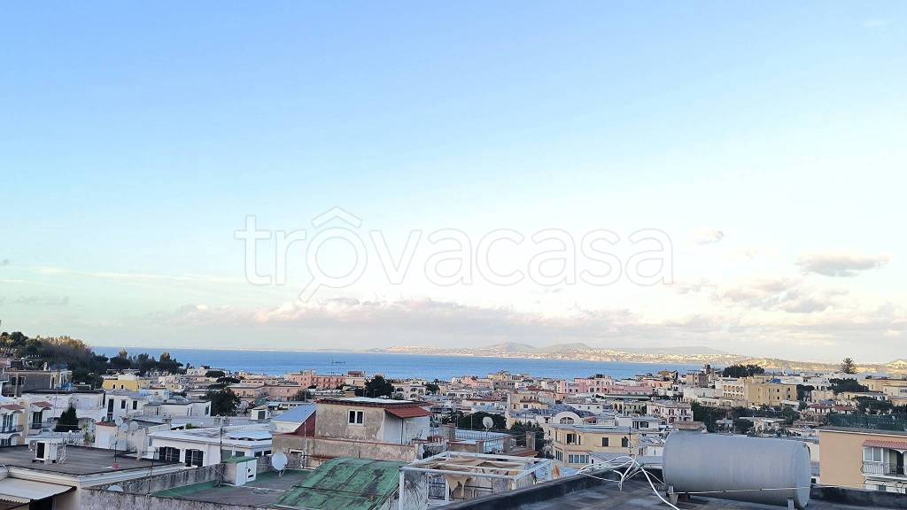 appartamento in vendita ad Ischia