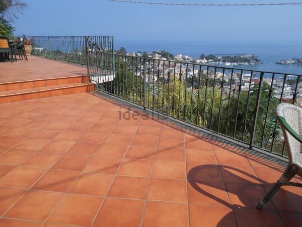 appartamento in vendita ad Ischia