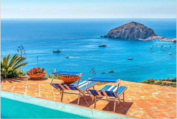 casa indipendente in vendita ad Ischia