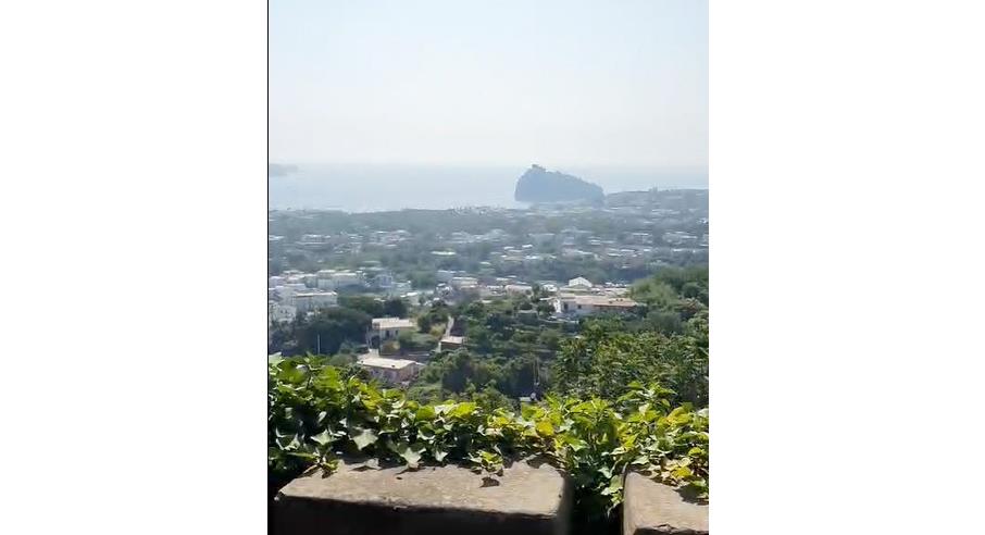 casa indipendente in vendita ad Ischia