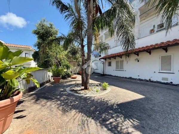appartamento in vendita ad Ischia