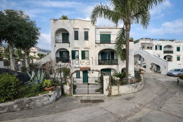 appartamento in vendita ad Ischia