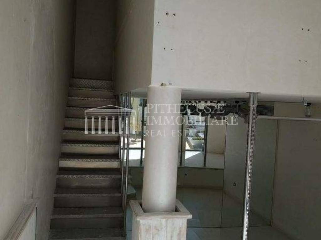 negozio in vendita ad Ischia