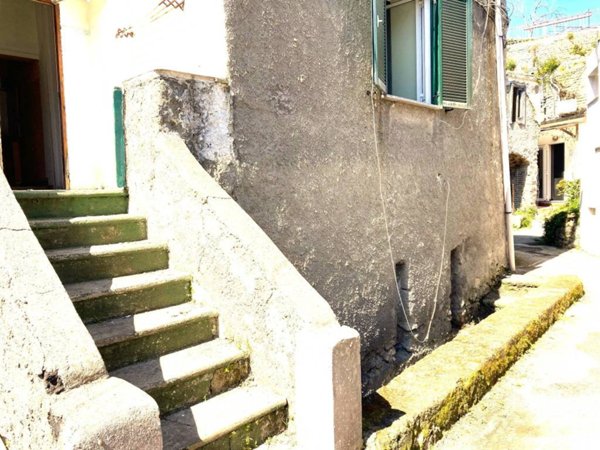 casa indipendente in vendita ad Ischia