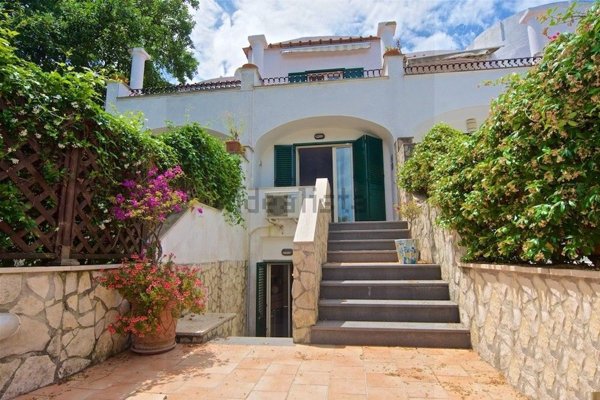 appartamento in vendita ad Ischia