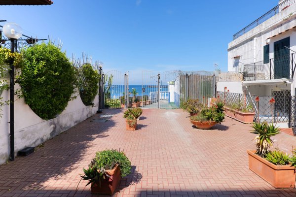 appartamento in vendita ad Ischia