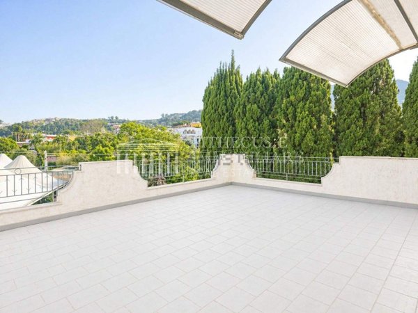 casa indipendente in vendita ad Ischia