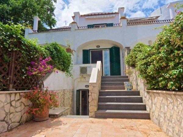 appartamento in vendita ad Ischia