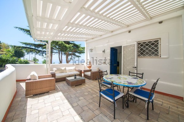 appartamento in vendita ad Ischia