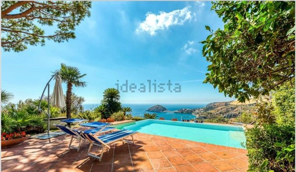 casa indipendente in vendita ad Ischia