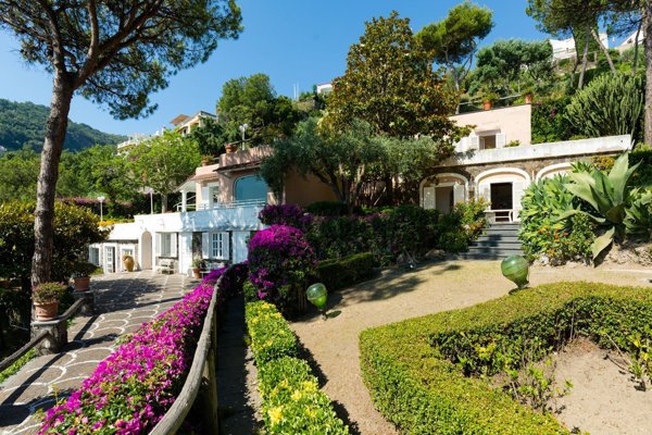 casa indipendente in vendita ad Ischia