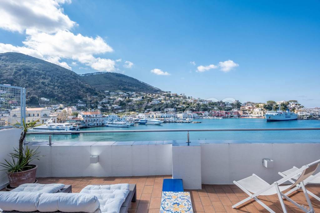 appartamento in vendita ad Ischia