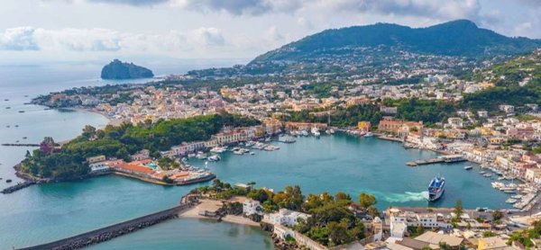 albergo in vendita ad Ischia