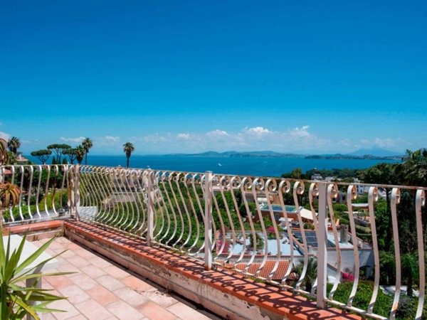 appartamento in vendita ad Ischia