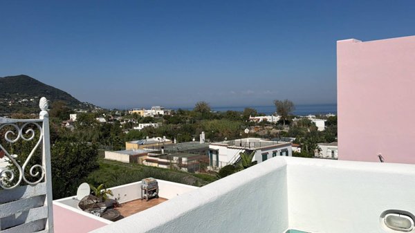 appartamento in vendita ad Ischia