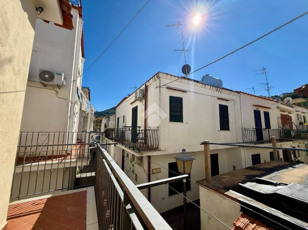 appartamento in vendita a Lacco Ameno