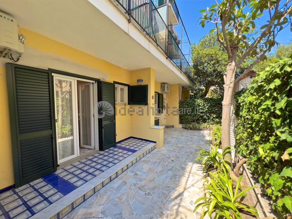 appartamento in vendita a Lacco Ameno