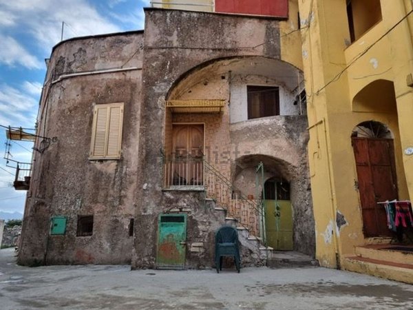 appartamento in vendita a Lettere