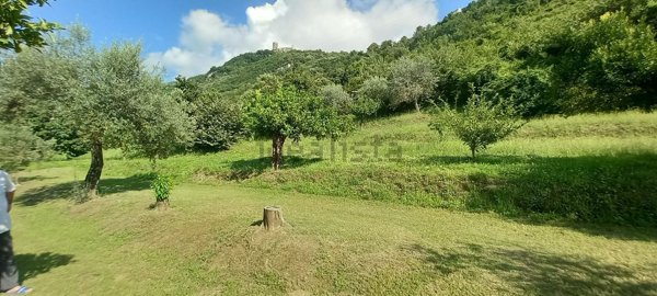 appartamento in vendita a Lettere