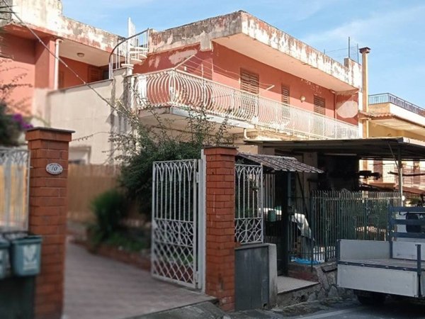 appartamento in vendita a Lettere