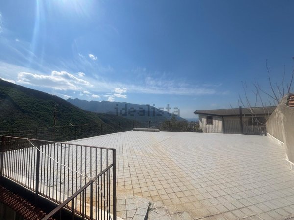 appartamento in vendita a Lettere