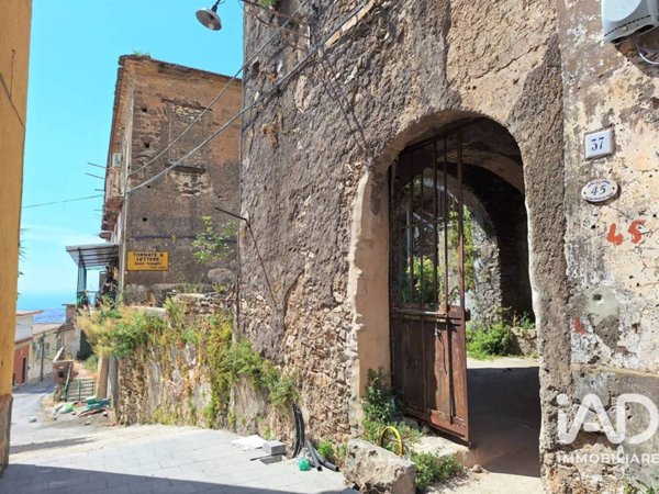 appartamento in vendita a Lettere
