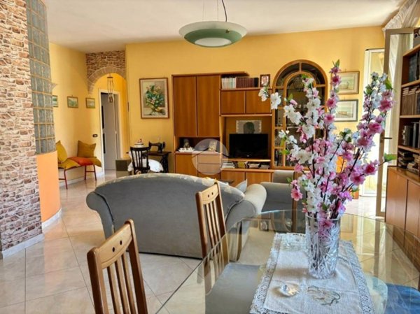 appartamento in vendita a Lettere