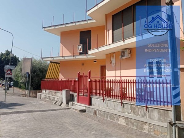 casa indipendente in vendita a Liveri