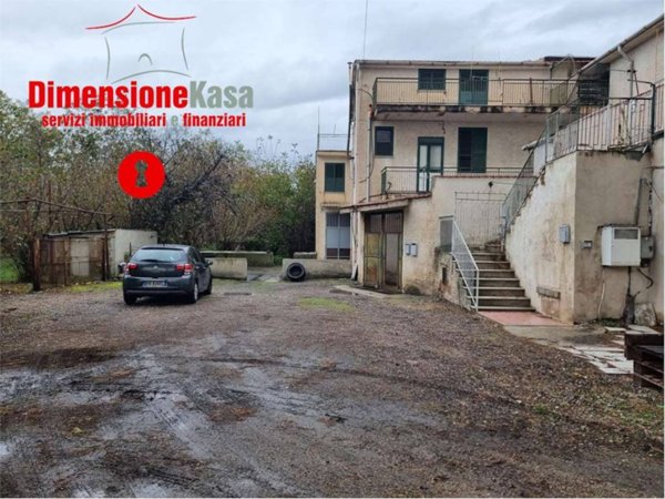 appartamento in vendita a Liveri