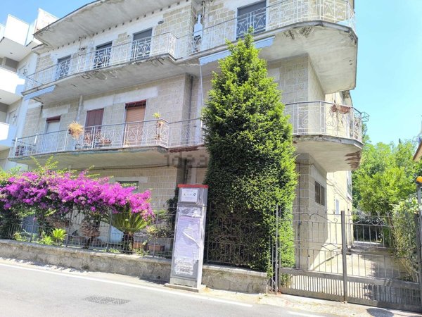 appartamento in vendita a Liveri