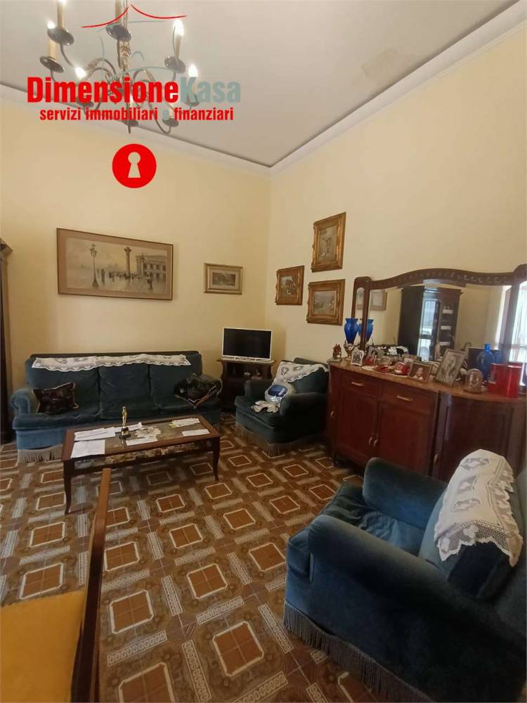 casa indipendente in vendita a Liveri