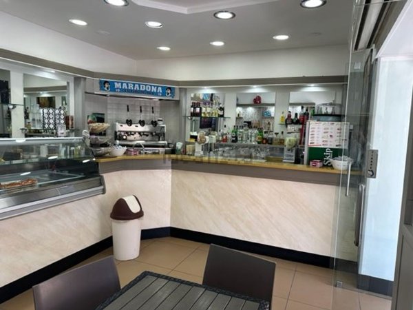 negozio in vendita a Marano di Napoli in zona San Rocco