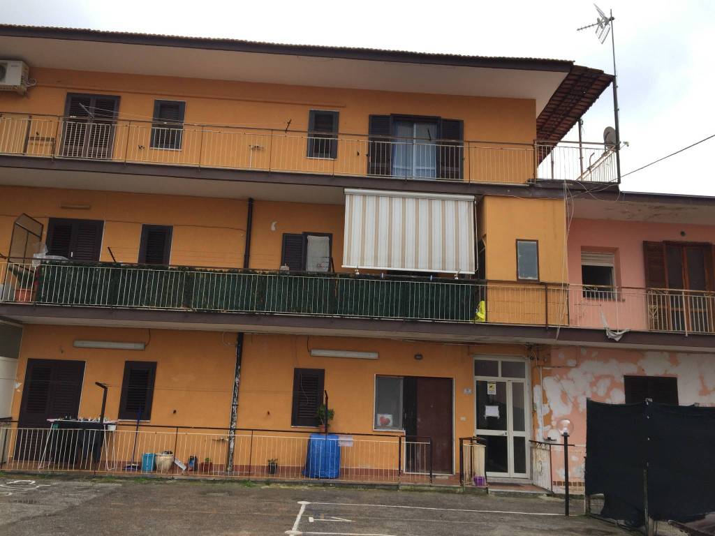 intera palazzina in vendita a Marano di Napoli