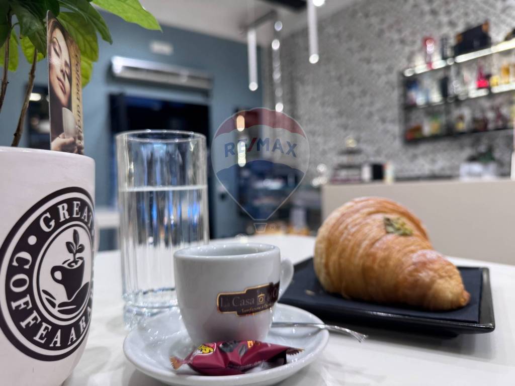 negozio in vendita a Marano di Napoli in zona Centro Città