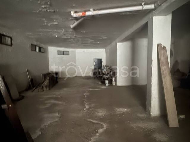 locale commerciale in vendita a Marano di Napoli