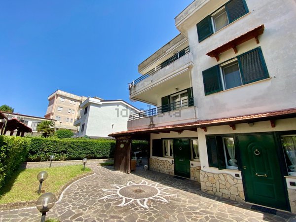 casa indipendente in vendita a Marano di Napoli