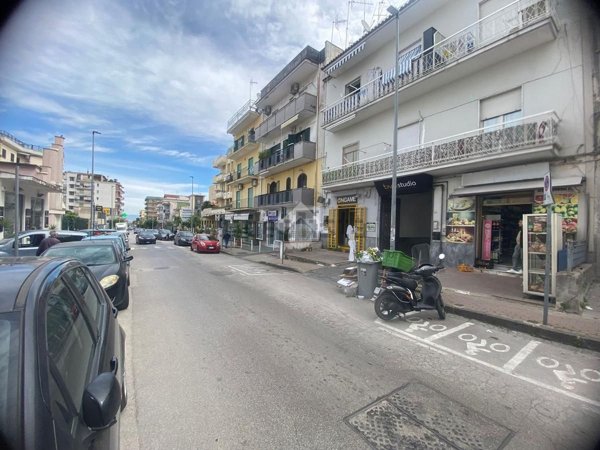 locale commerciale in vendita a Marano di Napoli