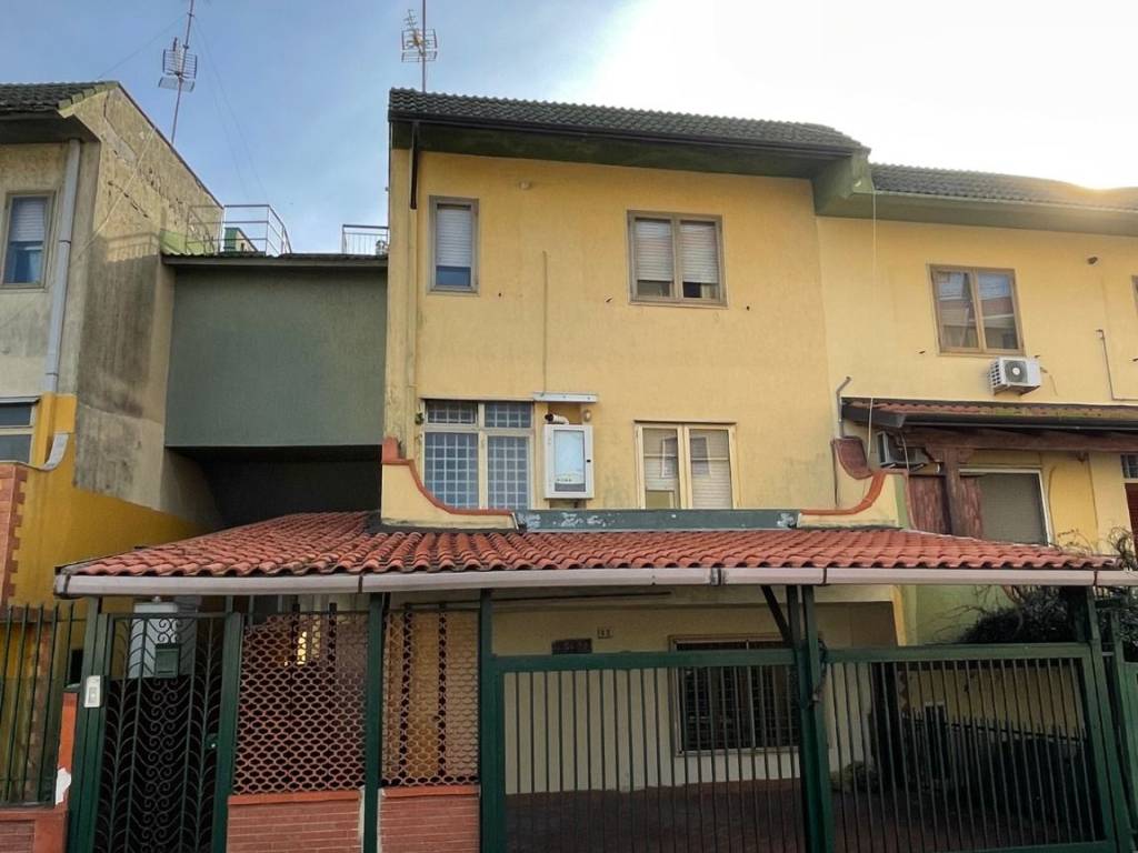casa indipendente in vendita a Marano di Napoli in zona San Marco