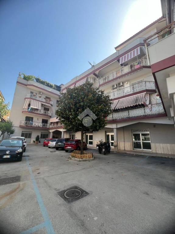 negozio in vendita a Marano di Napoli