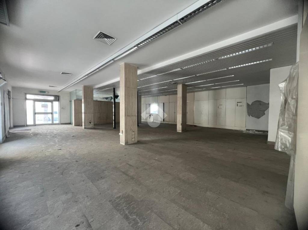 negozio in vendita a Marano di Napoli