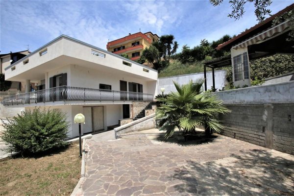 casa indipendente in vendita a Marano di Napoli