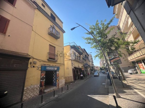 negozio in vendita a Marano di Napoli in zona Centro Città