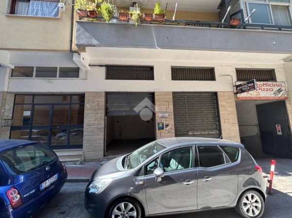 negozio in vendita a Marano di Napoli