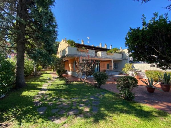 casa indipendente in vendita a Marano di Napoli